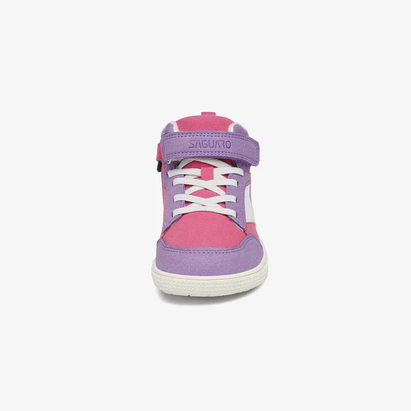 Saguaro Wonderland I rosa/lila – Produktfoto in Schwebe, seitlich, warm gefüttert, Barfuß-Sneaker.