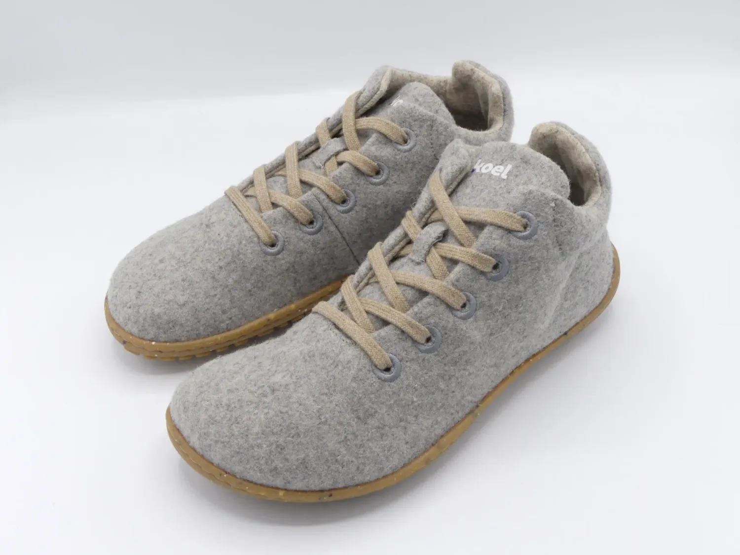 KOEL INA Eco Merino Grau – Paaransicht Midcut Woll-Barfußschuhe