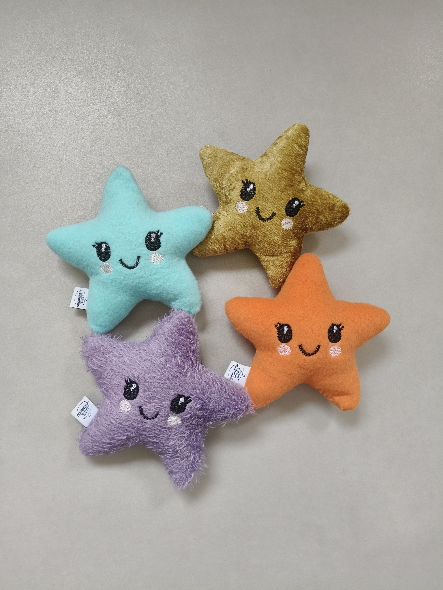 Troostknuffel- Mini ster met gezichtje