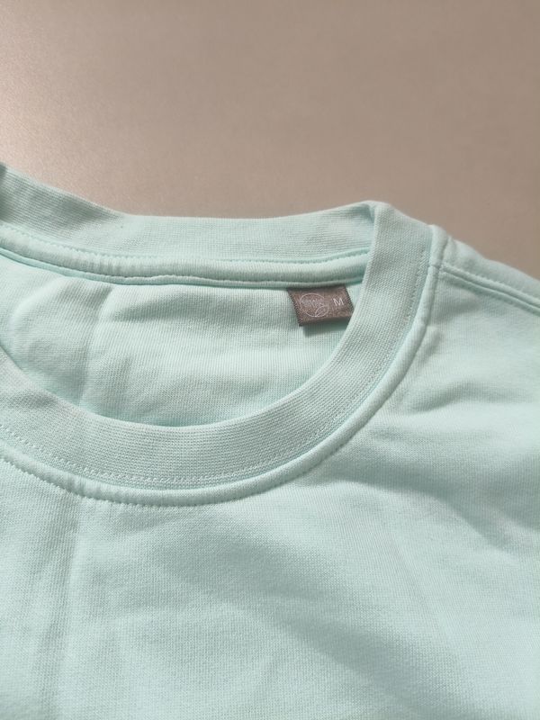 Sweater met betekenis *SALE* Sweater met betekenis *SALE*
