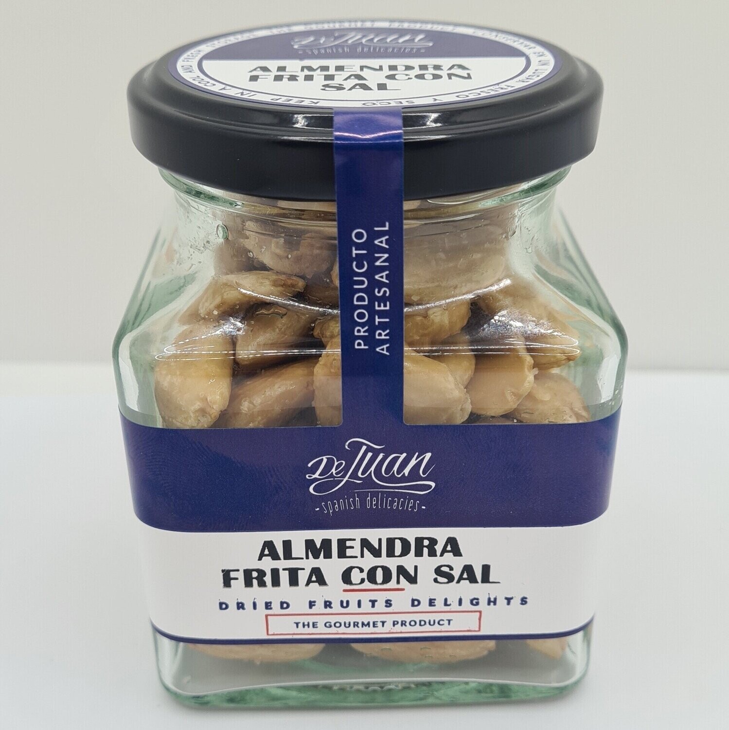 Almendras fritas con sal