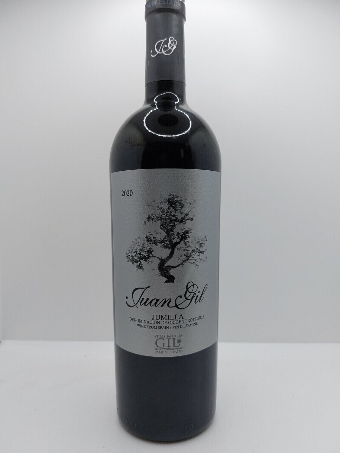 Botella de vino Juan Gil  etiqueta plata 750 ml