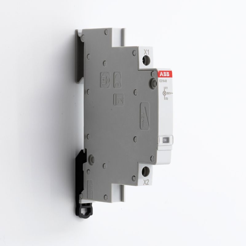 ABB kapea valkoinen 230VAC merkkivalo DIN-kiskoon