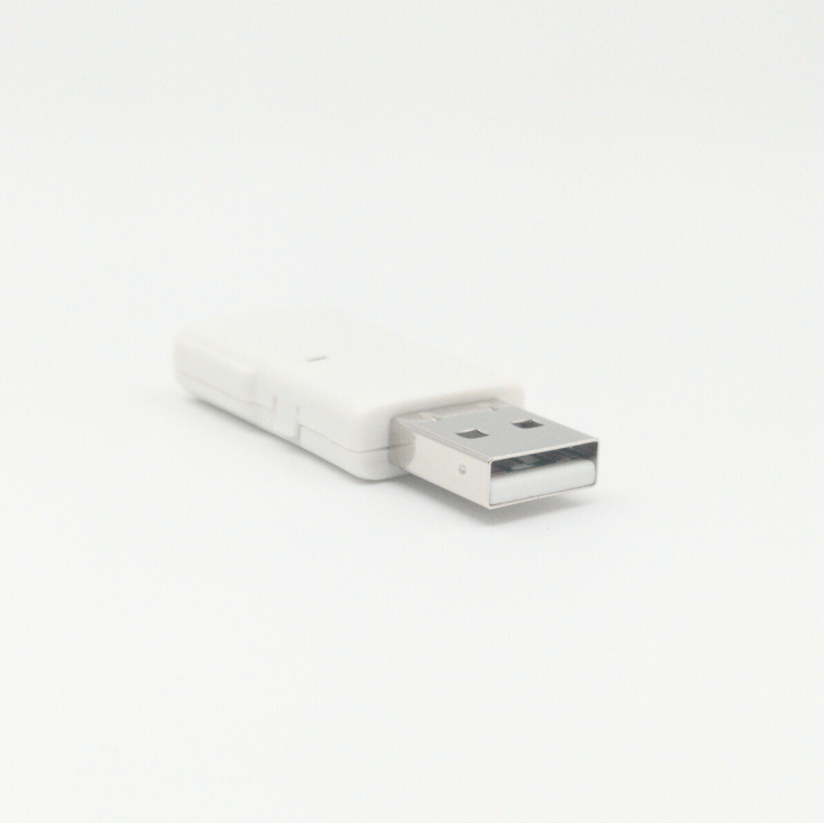 Shelly BLU Gateway - Usb-liitännällä toimiva Bluetooth-Wifi -yhdyskäytävä Shelly Blu -tuotteille