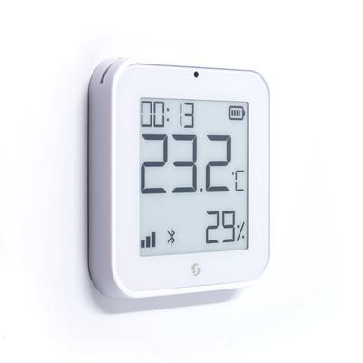 Shelly Blu H&amp;T Display ZB - näytöllinen valkoinen Bluetooth ja Zigbee -liitännäinen lämpötila- ja kosteusanturi