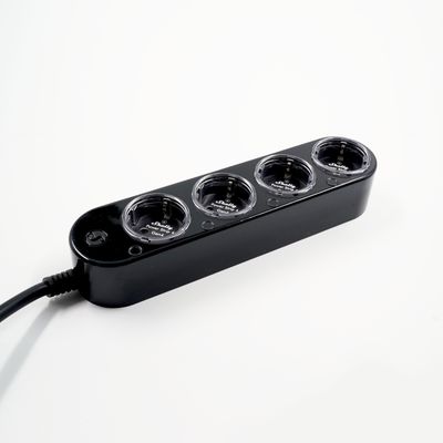 Shelly Power Strip 4 Gen4 - Musta 4-paikkainen tehoa mittaava ohjelmoitava WiFi- / Zigbee-jatkojohto