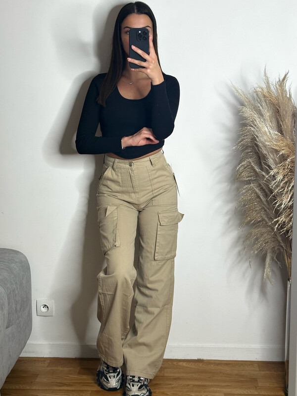 CARGO BEIGE