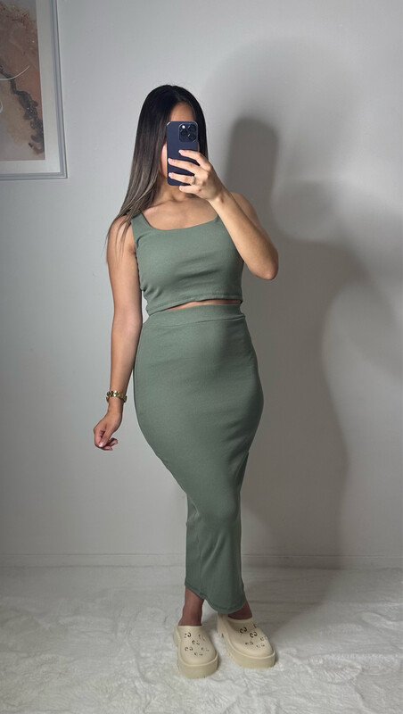 ENSEMBLE TOP JUPE KAKI