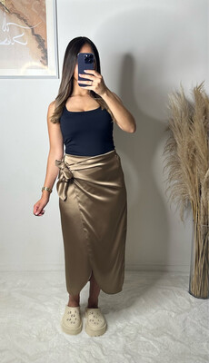 JUPE PORTEFEUILLE SATIN MARRON JUPE PORTEFEUILLE SATIN MARRON
