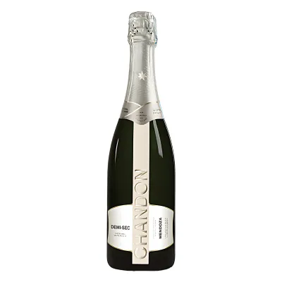 Espumante Chandon Riche Demi Sec Garrafa de Chandon Riche Demi-Sec, espumante elegante e adocicado com borbulhas delicadas.