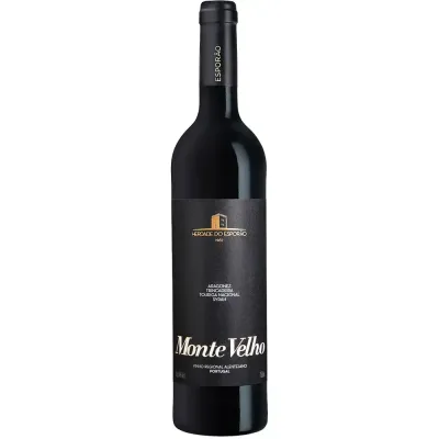 Monte Velho Tinto Garrafa de Monte Velho Tinto, um vinho português versátil e equilibrado, ideal para diversas ocasiões.