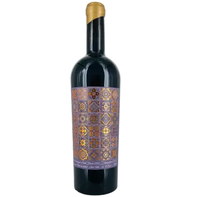 Garrafa Casca Wines 1808 Field Blend Tinto – blend de castas tradicionais, elegante e complexo.