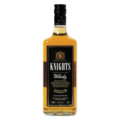 Knights Finest Matured Whisky Knights Finest Matured Whisky garrafa de whisky escocês envelhecido