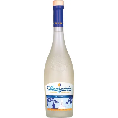 Amarguinha Licor Original Garrafa Amarguinha Licor Original 70cl com limão e gelo