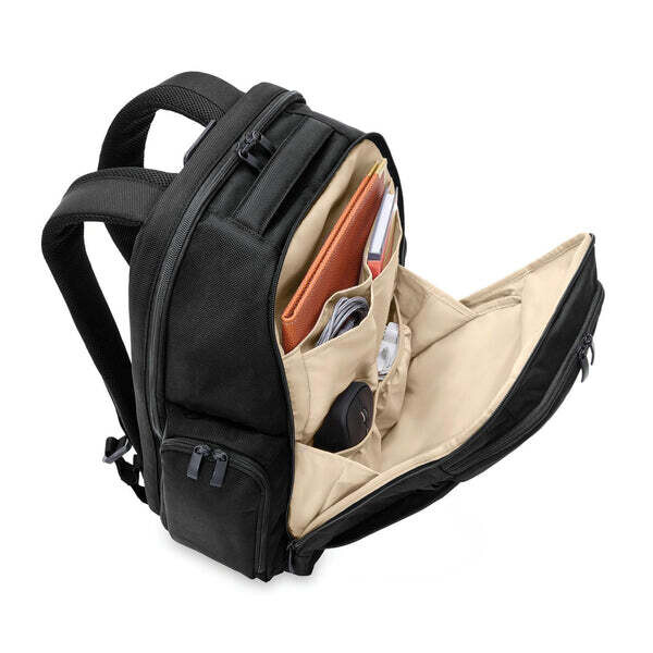 Briggs &amp; Riley BASELINE Traveler Backpack Black