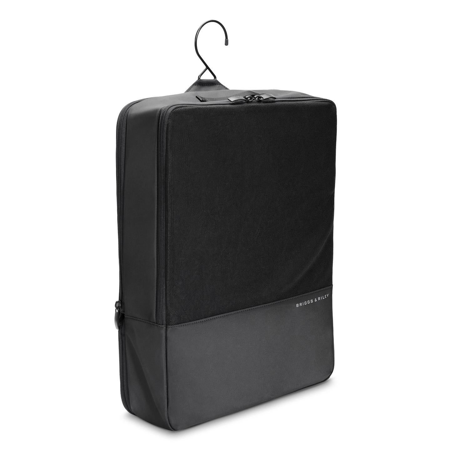 Briggs and Riley Travel Essentials Hanging Laundry Compression Cube, color: Black