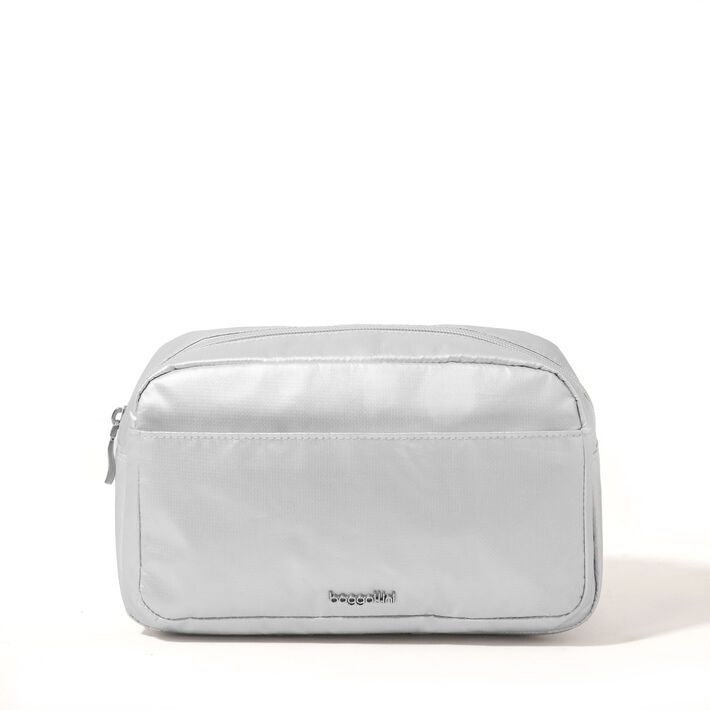 Baggallini Pocket Cosmetic w/ Brush Organization, color: Silver Metallic