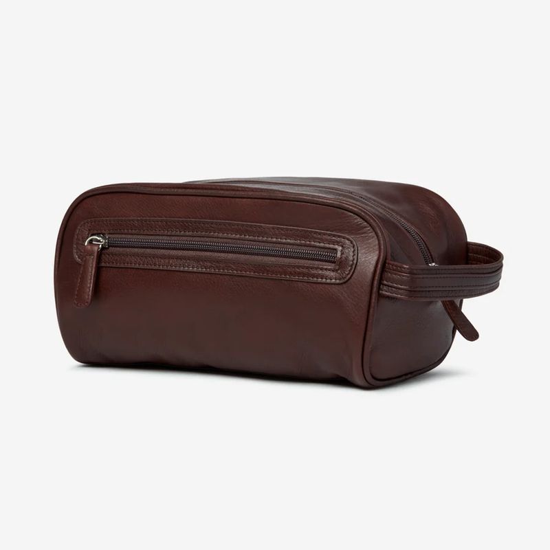 Osgoode Marley 2014 Large Travel Kit