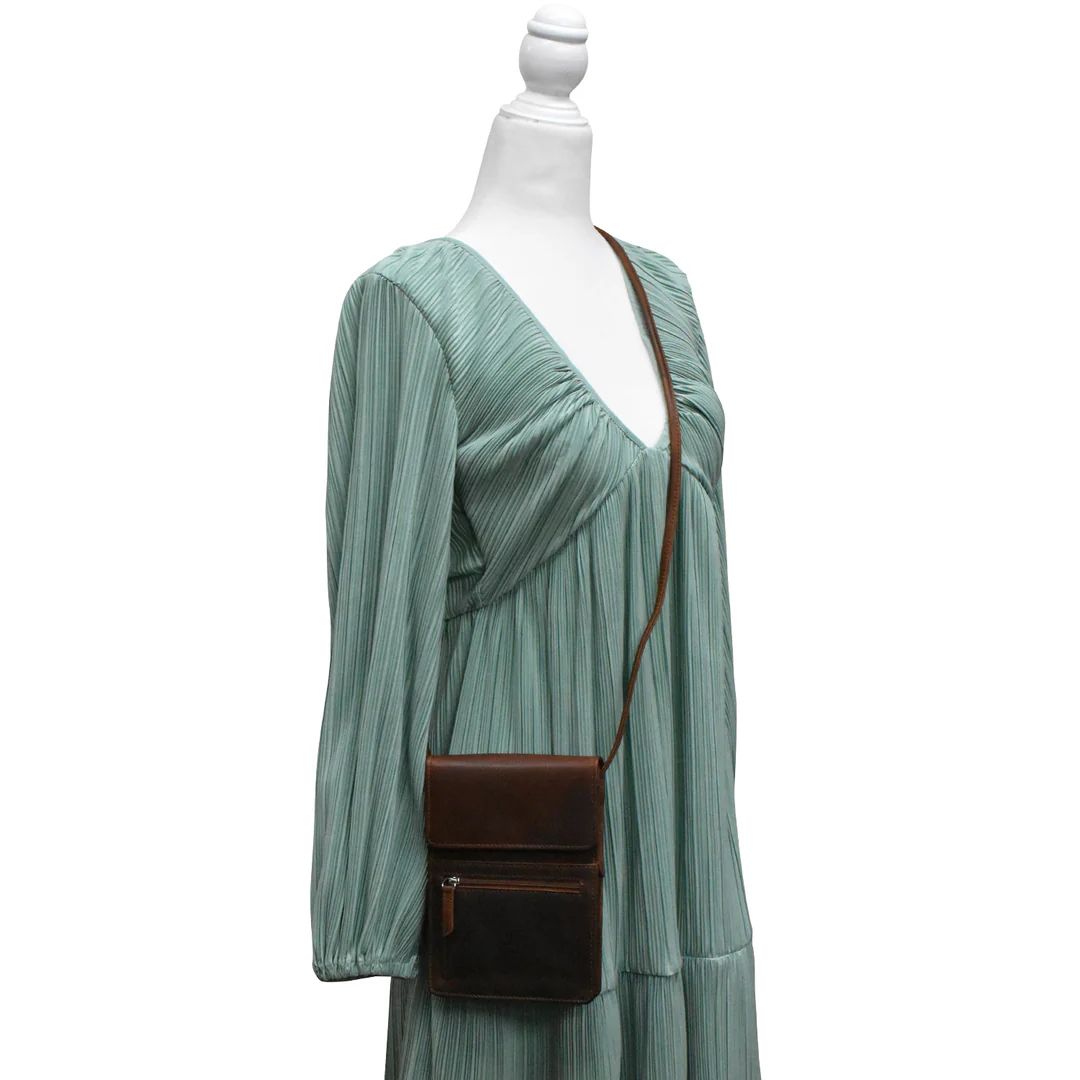 ili New York 6824 Large Organizer on a String - Rustic Brown