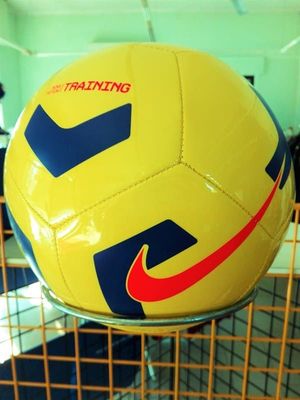 Pallone calcio Pitch Training giallo - Nike