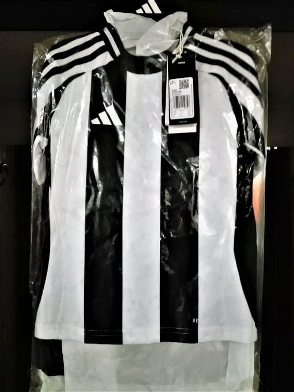 Completino Juventus gara home 24/25 bambino - Adidas