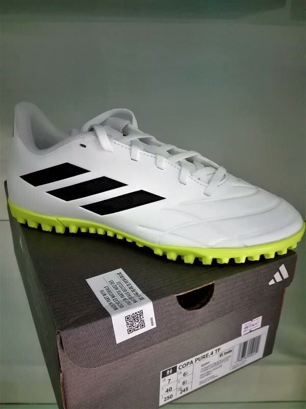 Scarpe da calcetto Adidas Copa Pure.4 TF bianco/nero/verde fluo