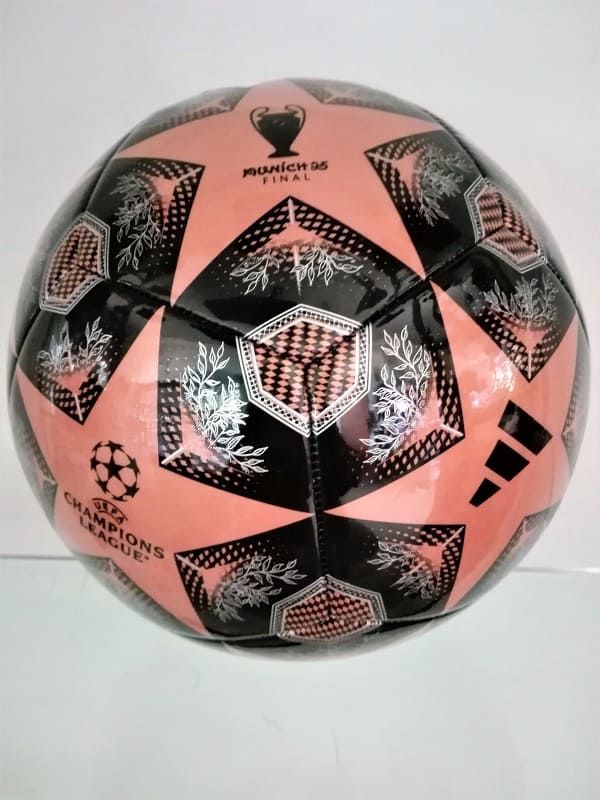 Pallone UEFA Champions League Club 2024/2025 knockout phase marrone - Adidas