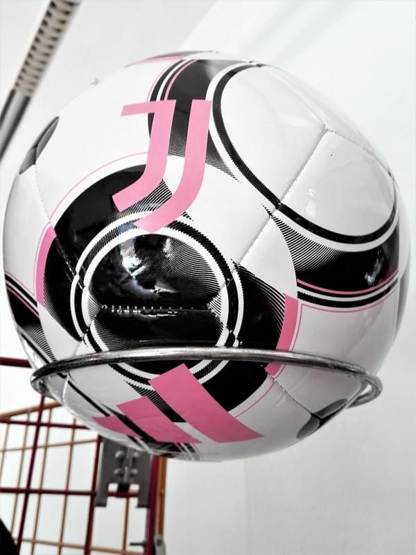 Pallone Juventus Club home 2025/26 Pallone Adidas Juventus 2025/2026 bianco/nero/rosa