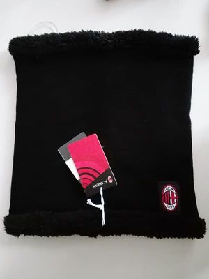 Milan scaldacollo nero