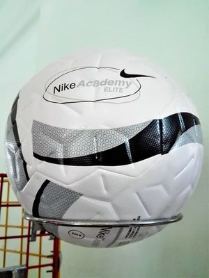 Pallone da calcio Nike Academy Elite bianco/argento/nero misura 5