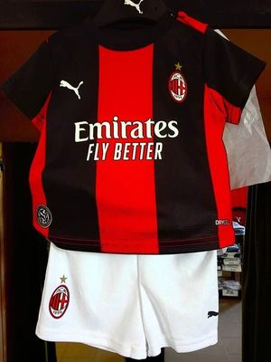 Mini kit Milan neonato 26/27- Puma