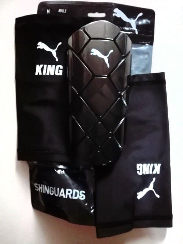 Parastinchi Puma King Sleeve con calzino Parastinchi King Sleeve nero con calzino - Puma