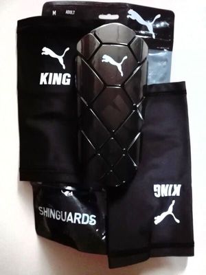 Parastinchi King Sleeve nero con calzino - Puma