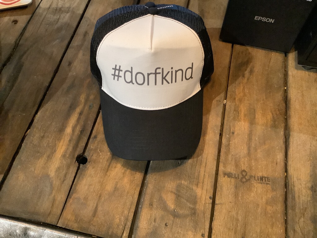 TRUCKER CAP #dorfkind