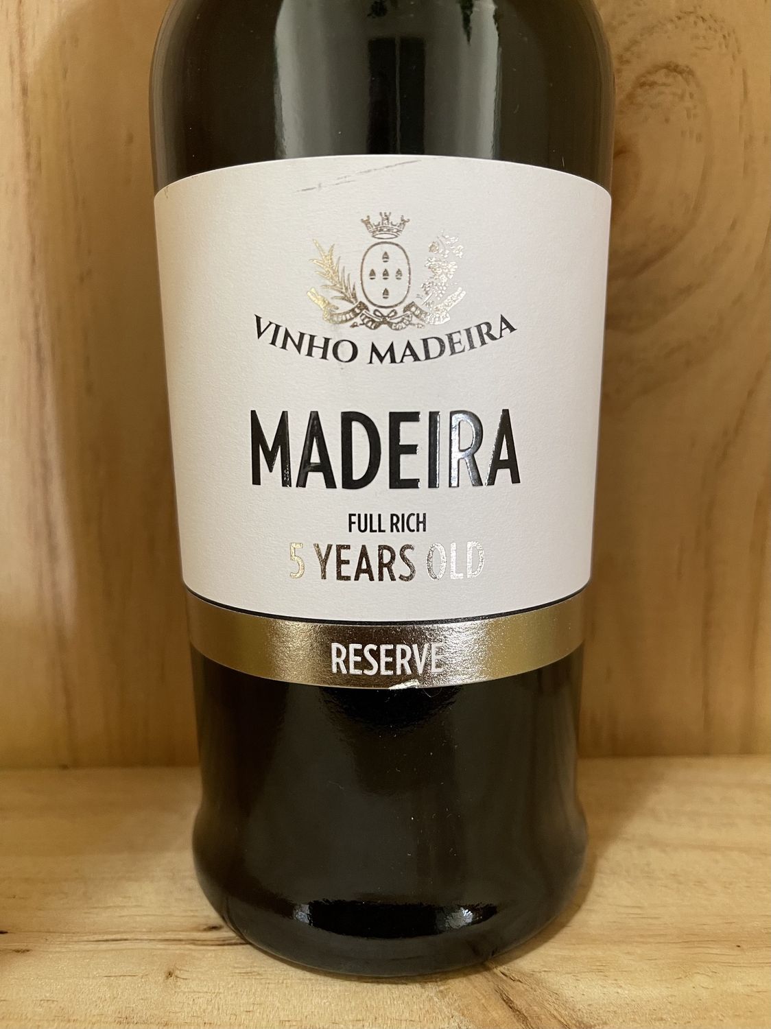 JUSTINOS HENRIQUES MADEIRA 5 YEAR OLD-750ML