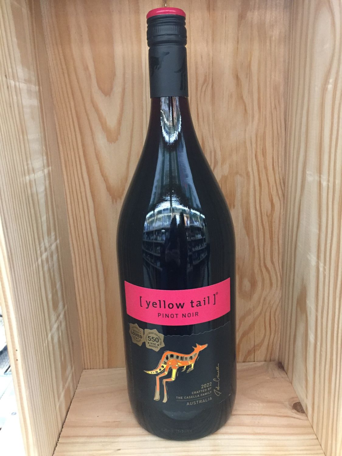 YELLOW TAIL PINOT NOIR 1.5L - 1.5L