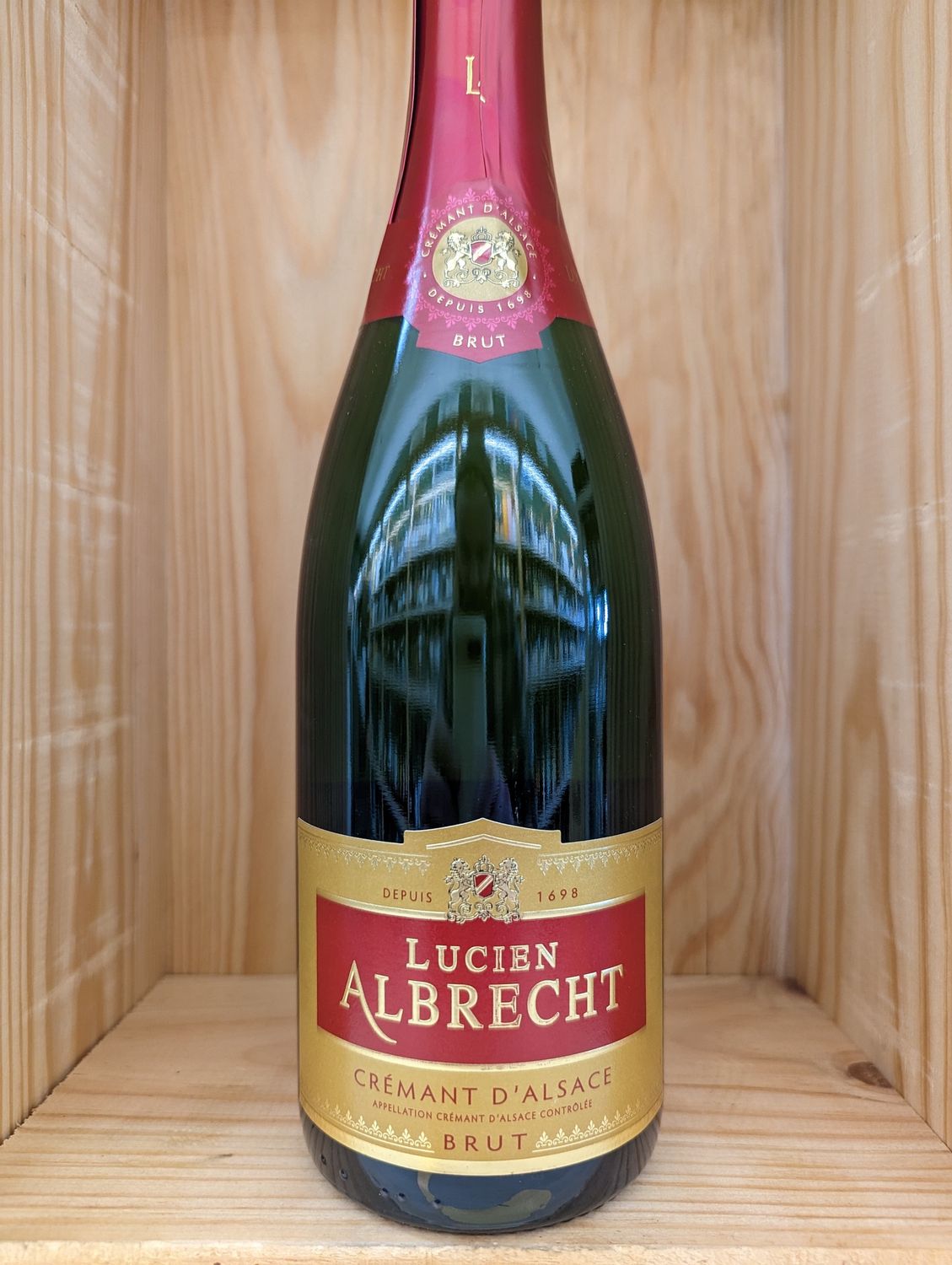 LUCIEN ALBRECHT CREMANT D&#39;ALSACE BRUT JAMES SUCKLING 90