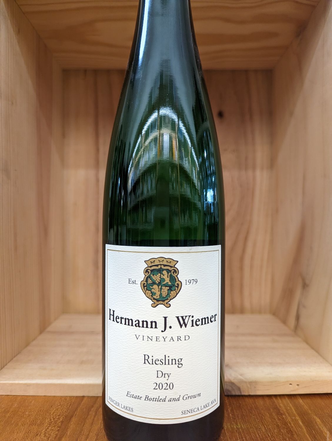 HERMANN J. WIEMER DRY RIESLING SENECA LAKE 2020 JAMES SUCKLING 92