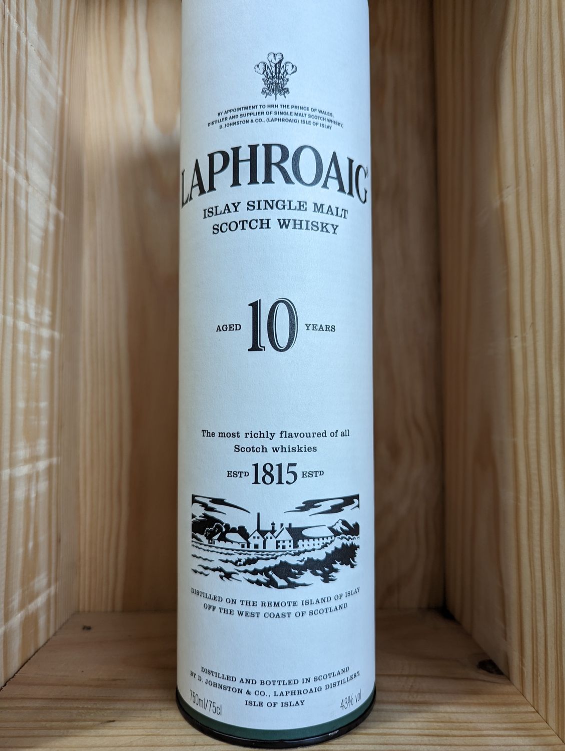 LAPHROAIG 10 YEAR SINGLE MALT SCOTCH - 750ML