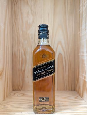 JOHNNIE WALKER BLACK SCOTCH 200ML