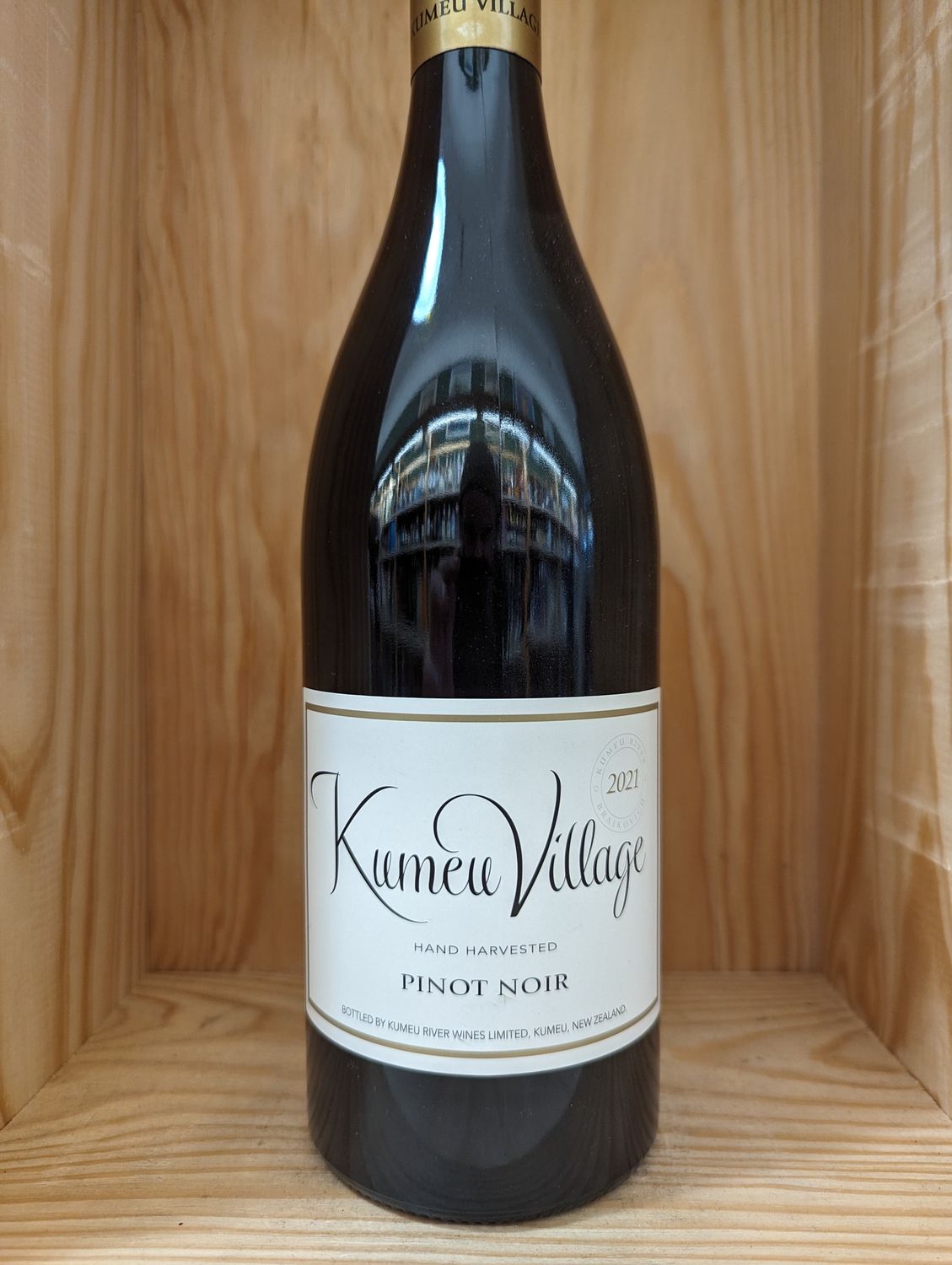 KUMEU VILLAGE PINOT NOIR 2021