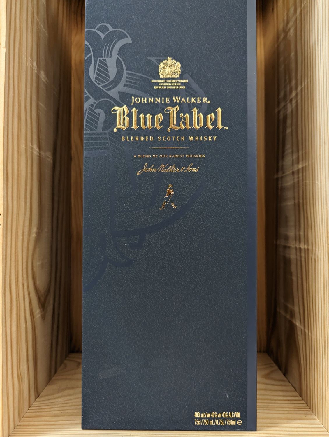 JOHNNIE WALKER BLUE LABEL SCOTCH 750ml