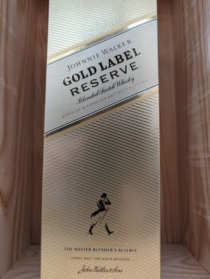 JOHNNIE WALKER GOLD LABEL RESERVE