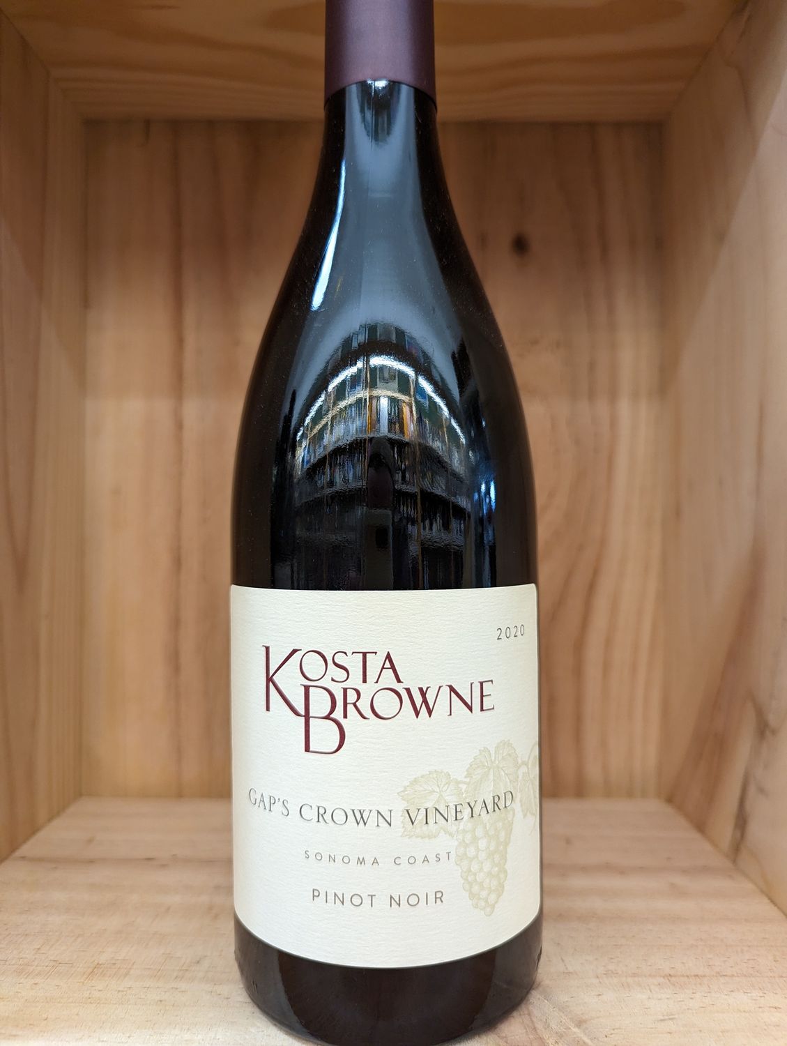 KOSTA BROWNE GAP&#39;S CROWN VINEYARD SONOMA COAST PINOT NOIR 2021 JAMES SUCKLING 97 POINTS