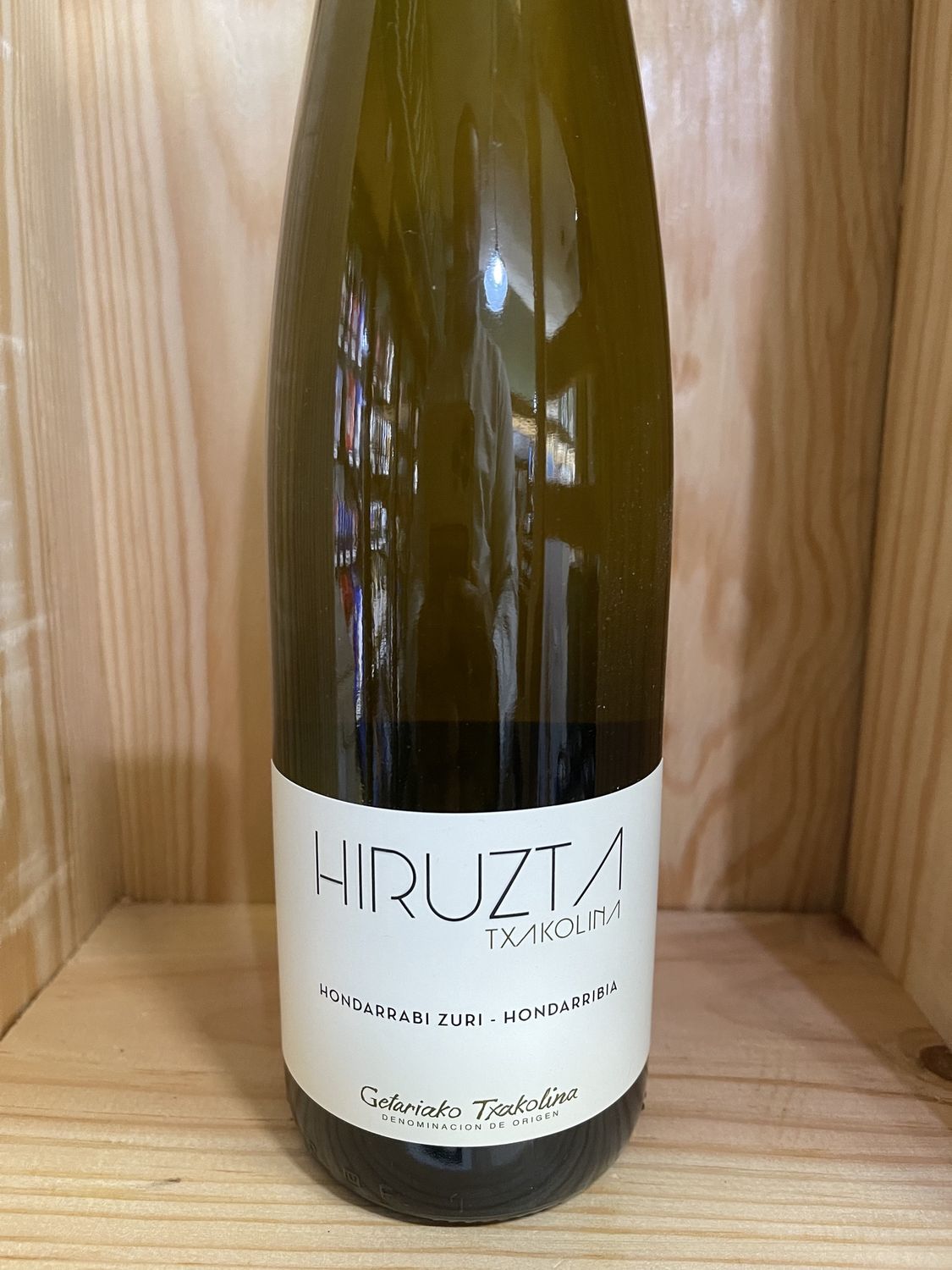 HIRUZTA TXAKOLINA 2023 WINE ENTHUSIAST 90 POINTS