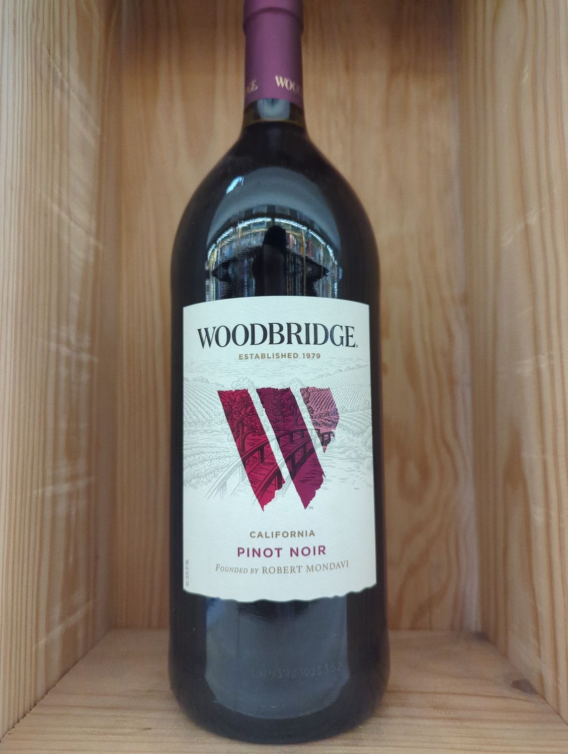 MONDAVI WOODBRIDGE PINOT NOIR  1.5L