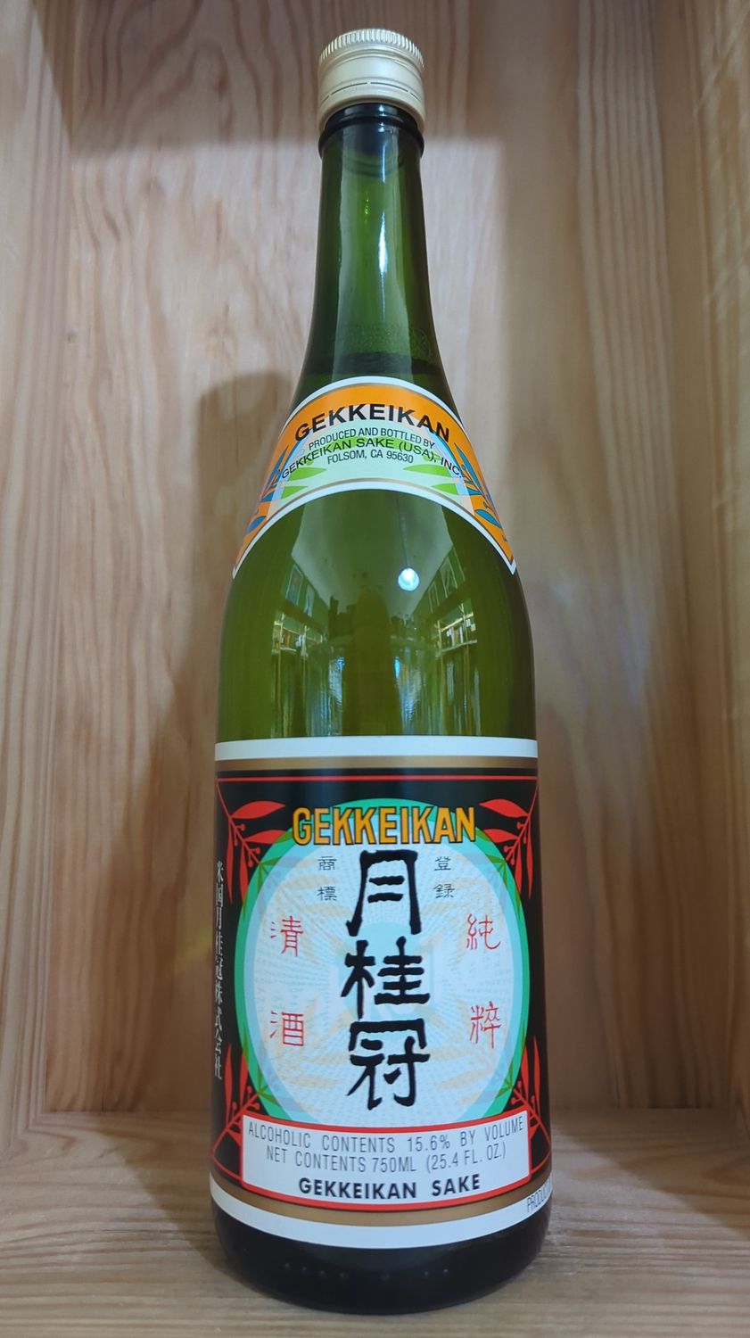 GEKKEIKAN TRADITIONAL SAKE - 750ML