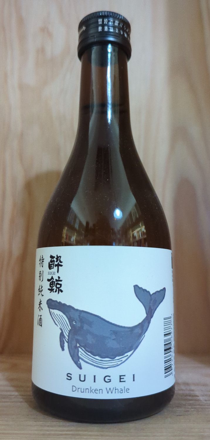 SUIGEI DRUNKEN WHALE TOKUBETSU JUNMAI SAKE 300ML