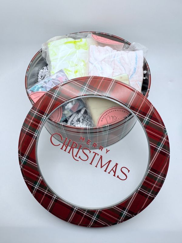 Medium Fudge &amp; Marshmallow Gift Box