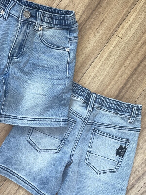 St G Boys Quest Short// LBLU